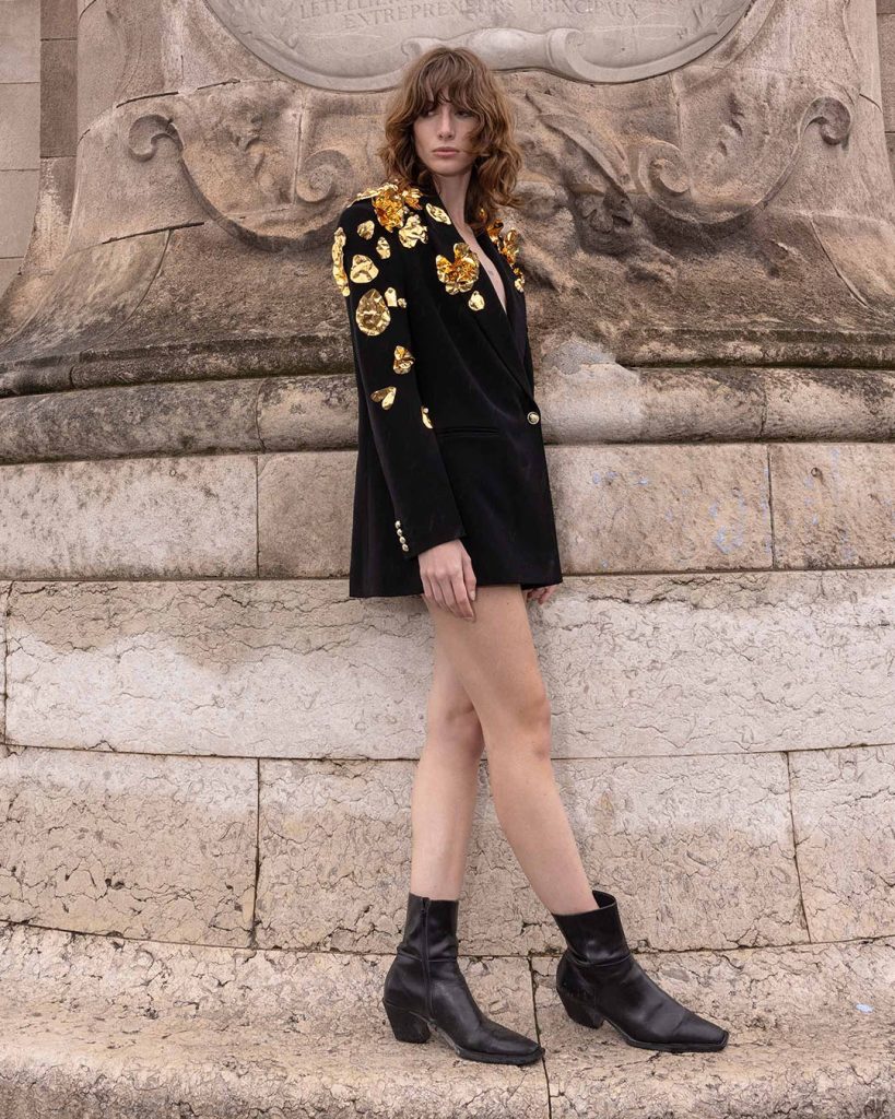 BLACK BASED BLAZER WITH GOLD FLOWERS