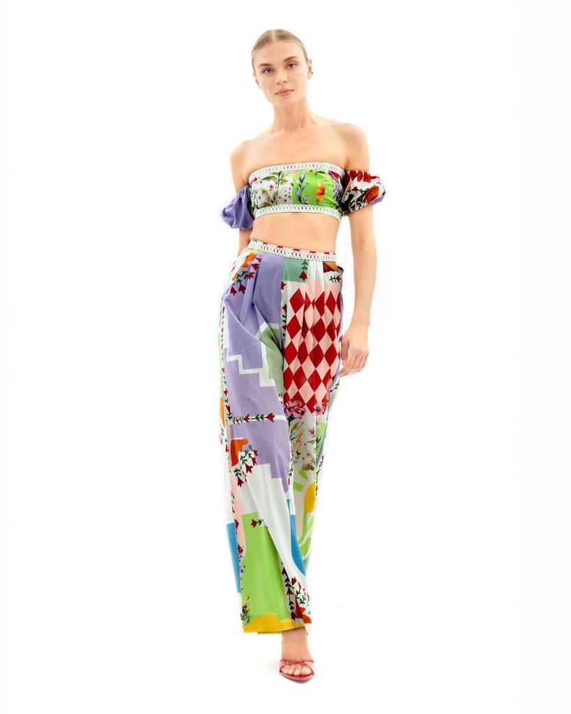 artsy fashion style for women