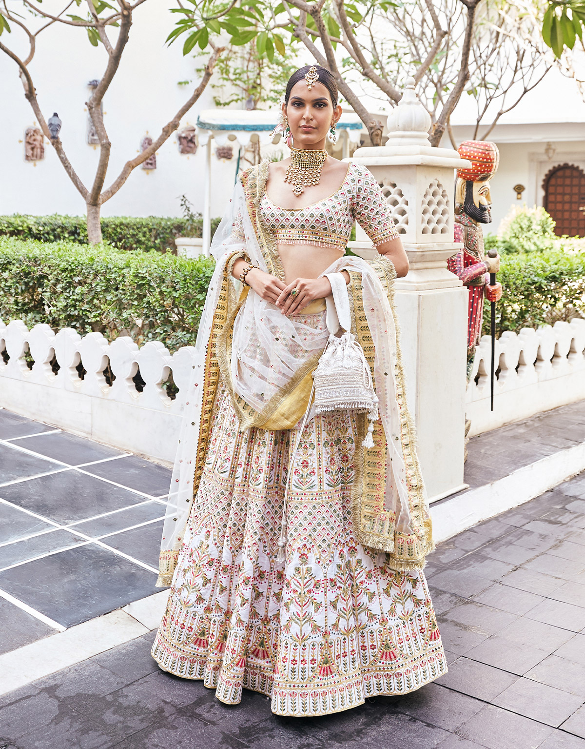 Falguni and shane deals peacock lehenga