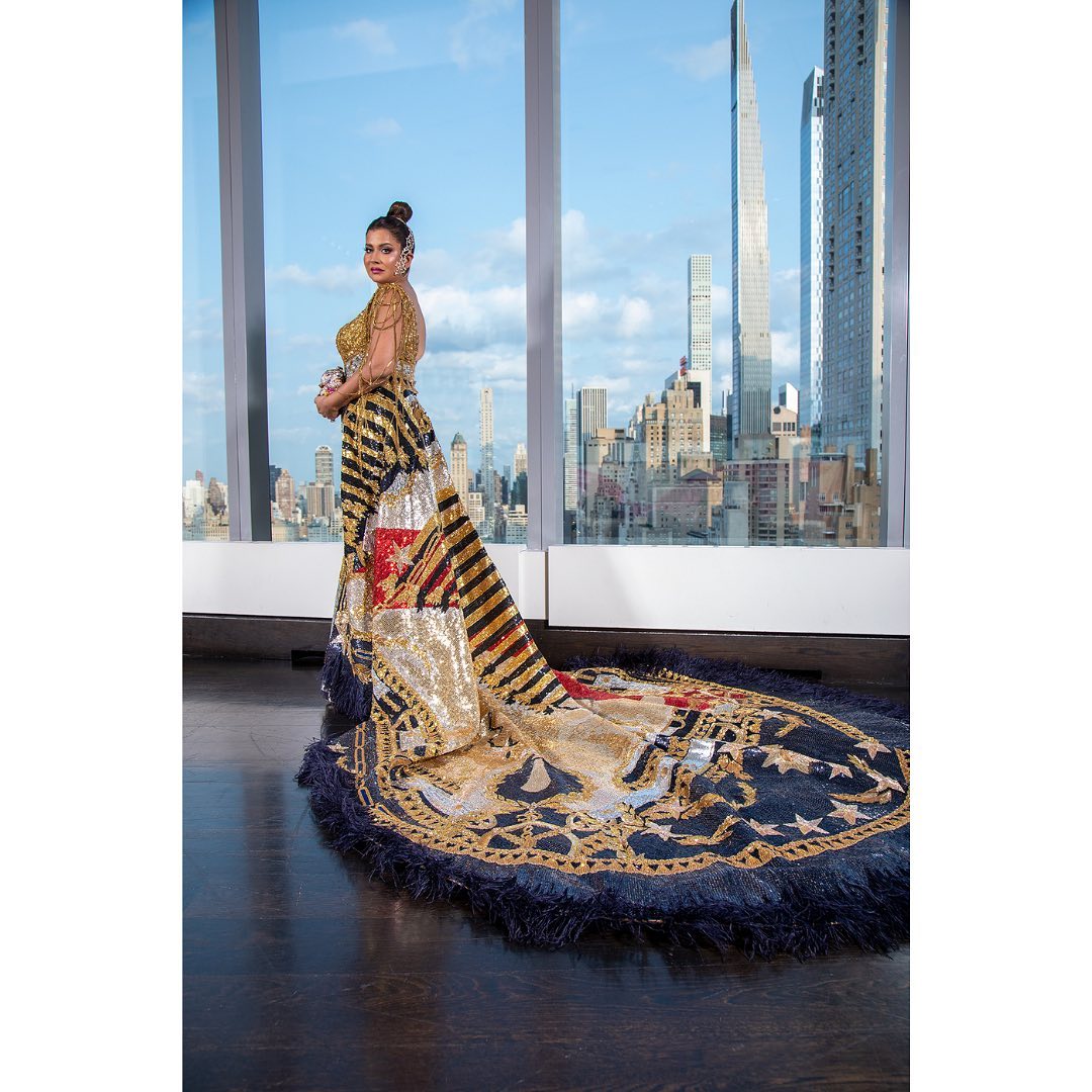 Falguni Shane Peacock coruscating gold ensemble