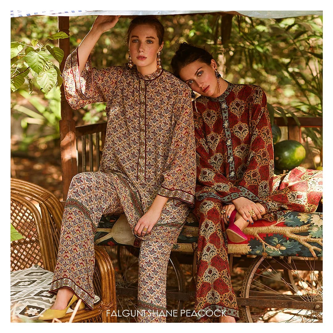 Style a printed, flare-sleeved tunic and pants for an effortlessly casual and boho-chic look.