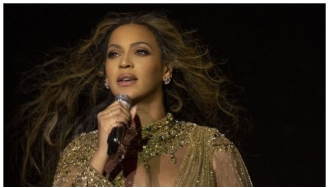 Beyoncé picked a jeweled, golden bodysuit for women