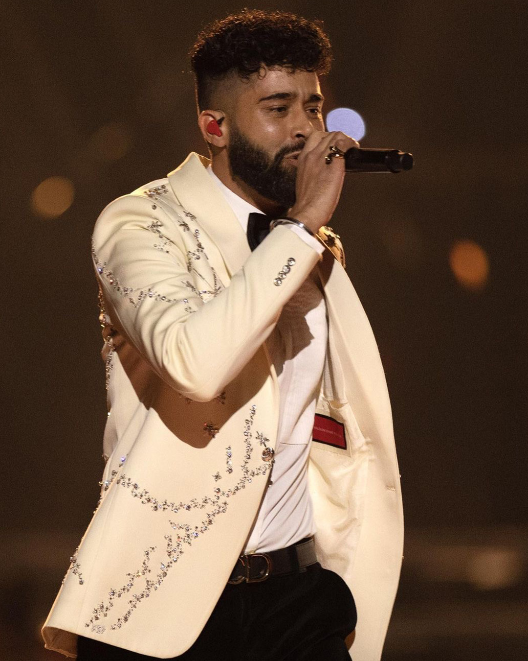 AP Dhillon Falguni Shane Peacock