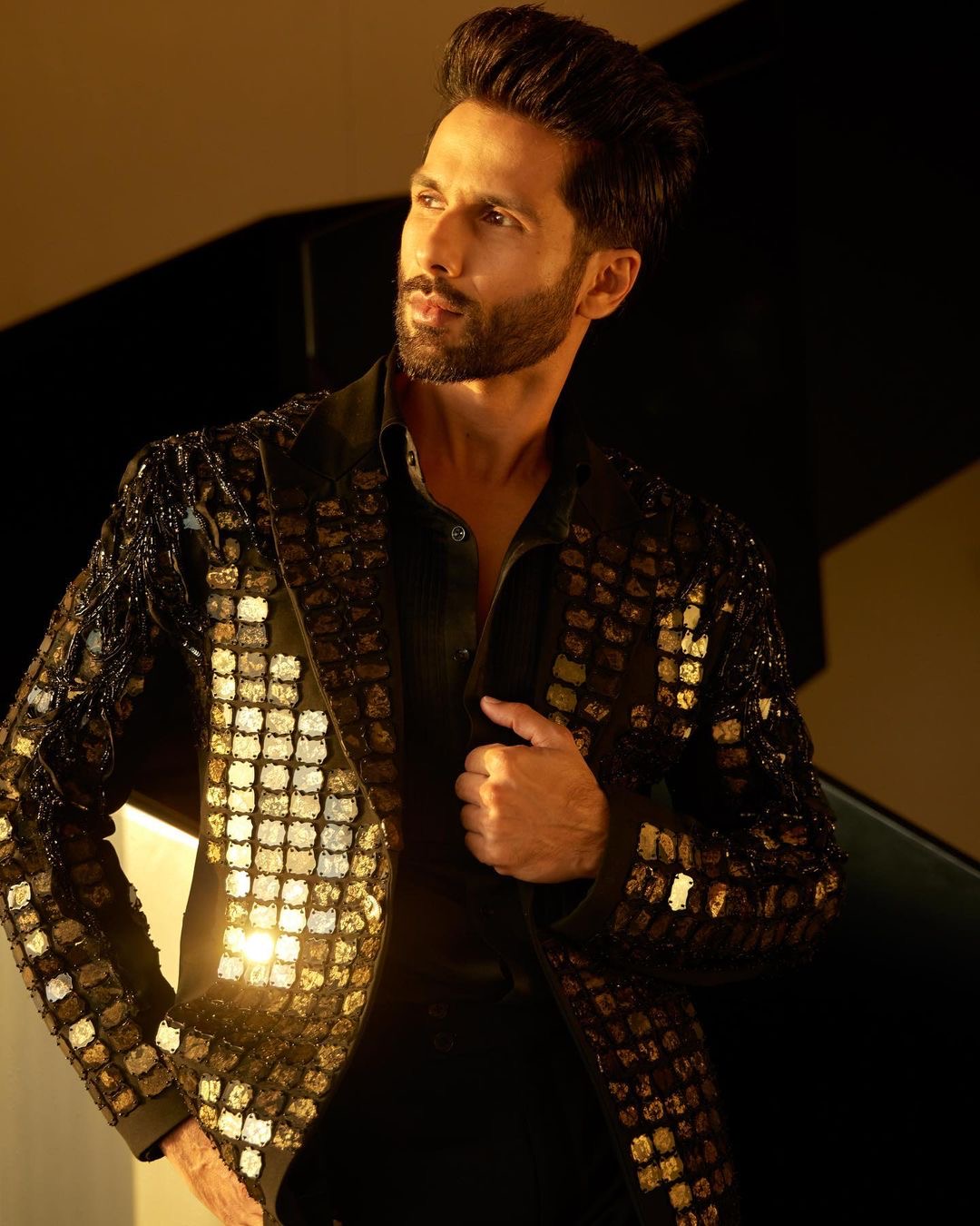 Shahid Kapoor in Falguni Shane Peacock