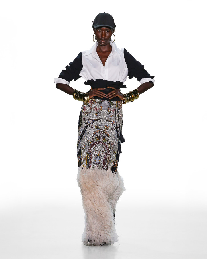 long skirts women-MONOCHROME SHIRT WITH AN EMBROIDERED LONG SKIRT AND A BELT