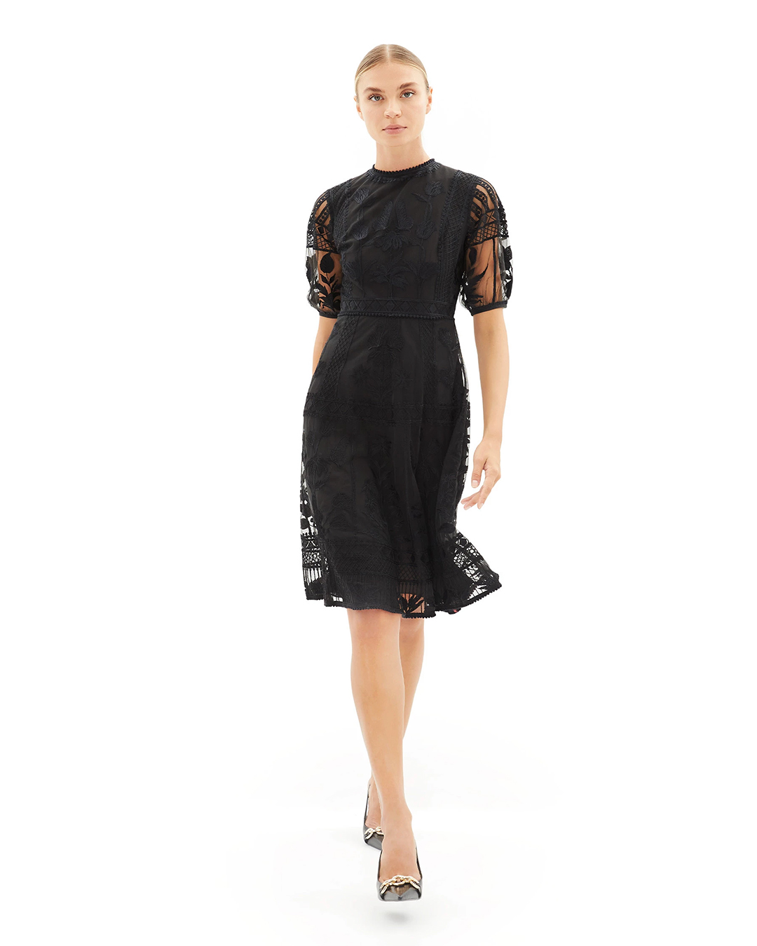 BLACK CHANTILLY FLORET EMBROIDERED DRESS