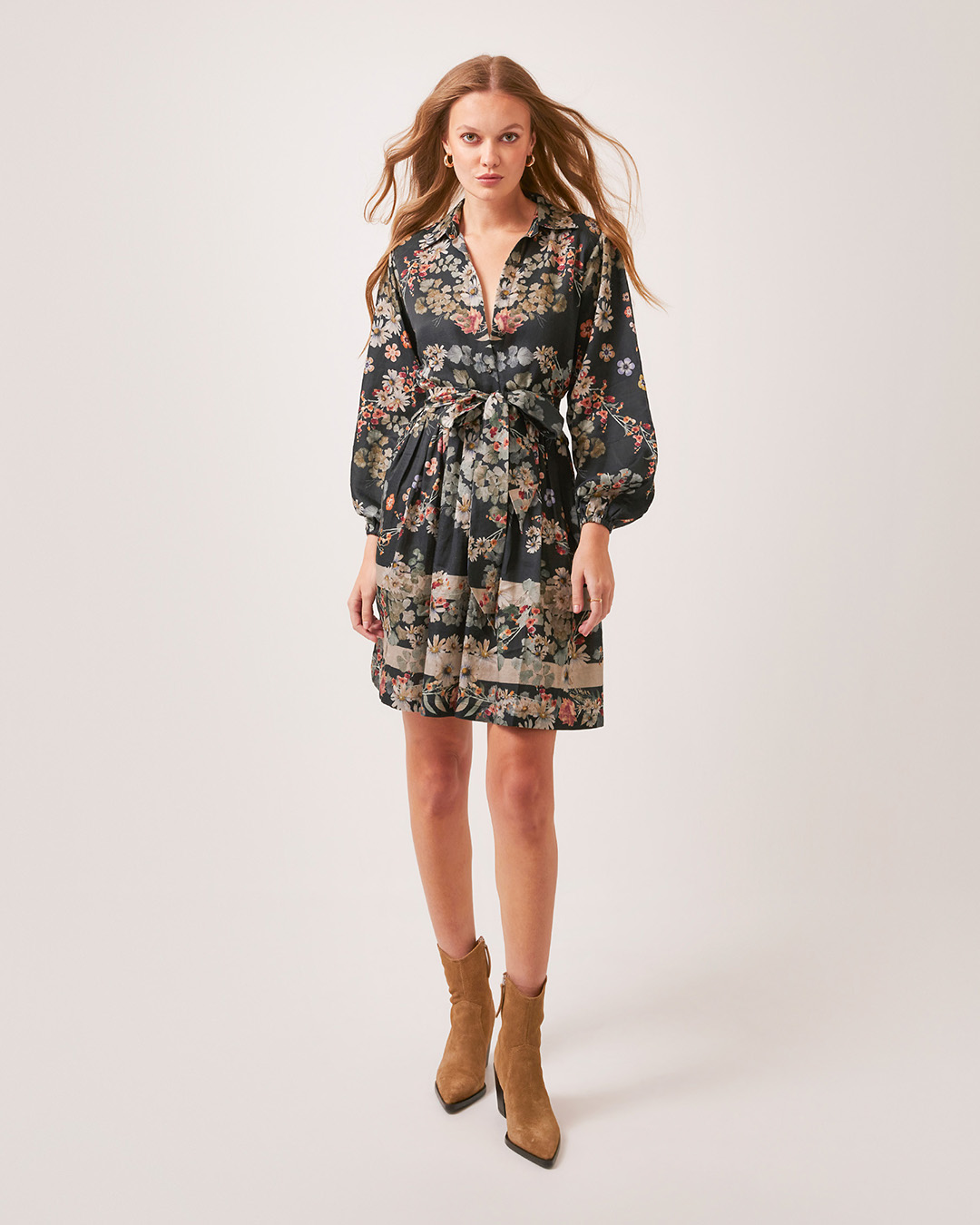 Noir Meadow short dress